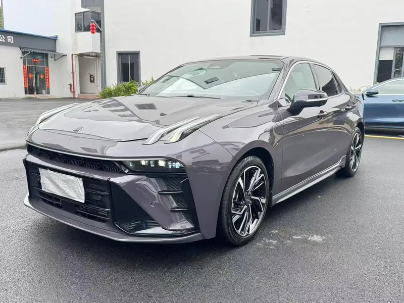 Lynk & Co 03, 2025