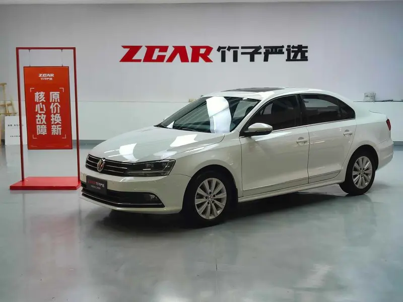 Volkswagen Sagitar, 2015