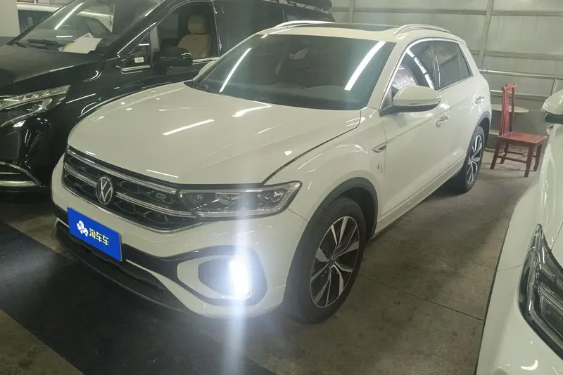 Volkswagen T-Roc, 2023