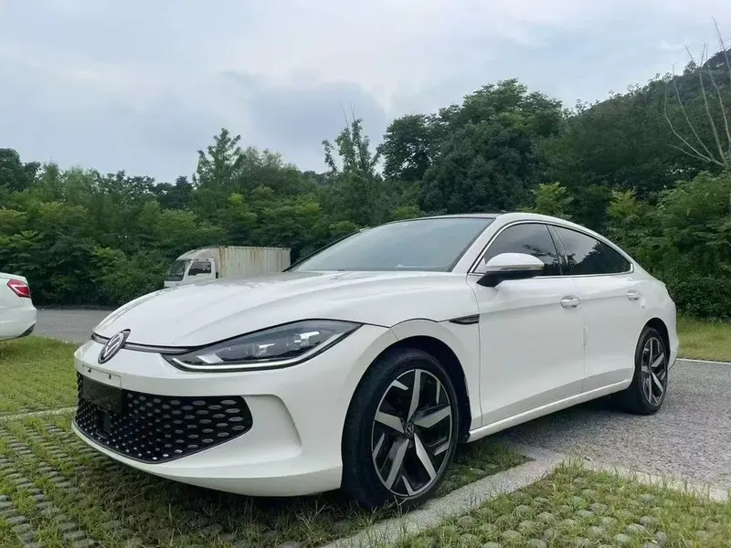 Volkswagen Lamando, 2023