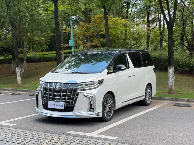 Toyota Alphard, 2014
