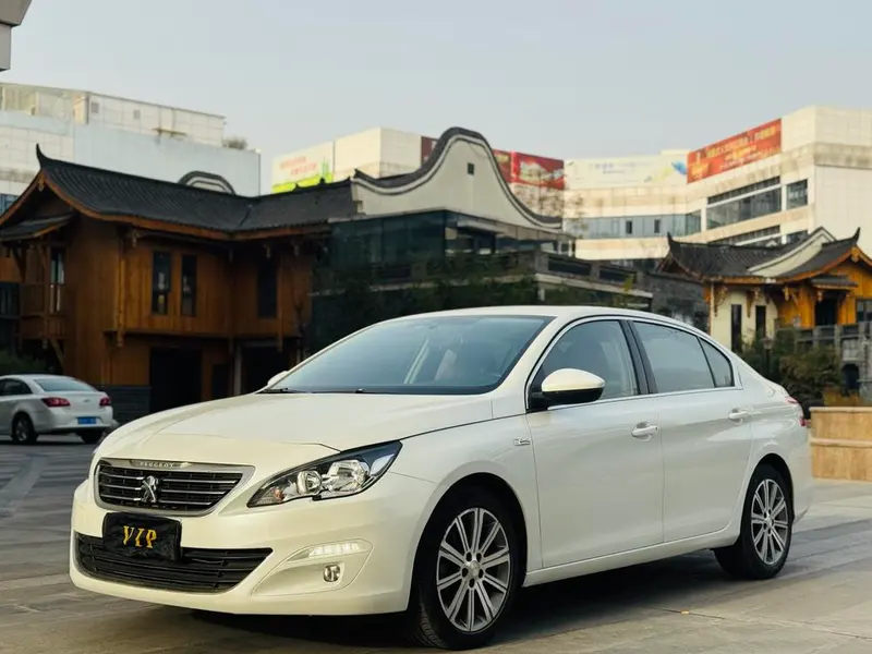 Peugeot 408, 2015
