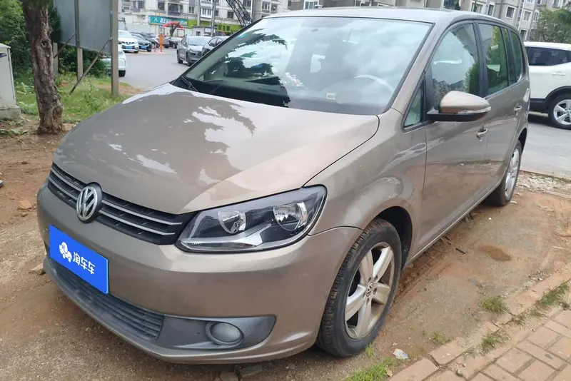 Volkswagen Touran, 2015
