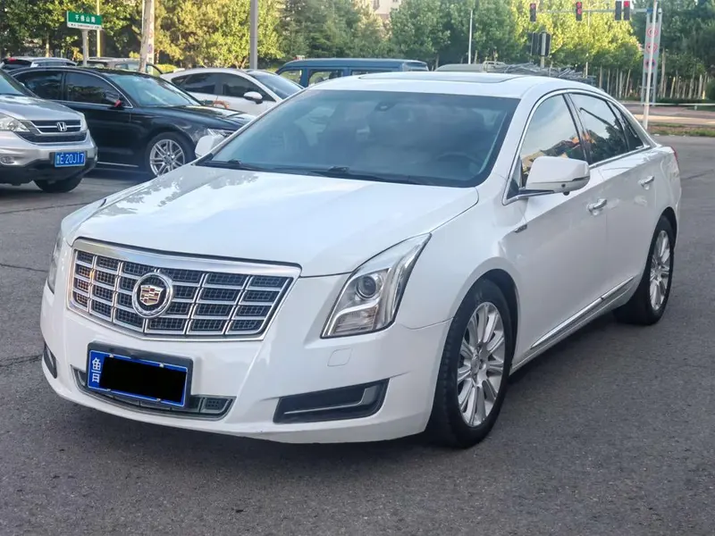 Cadillac XTS, 2015