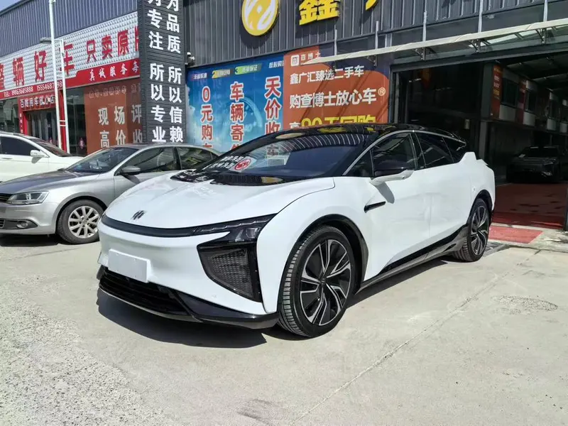 HiPhi X, 2022
