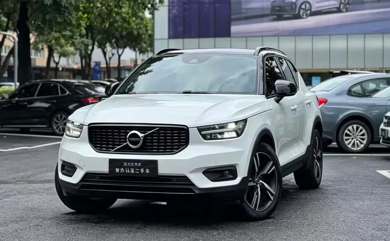 Volvo XC40, 2021