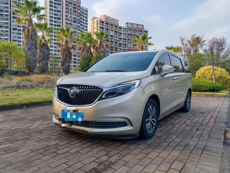 Buick GL8, 2017