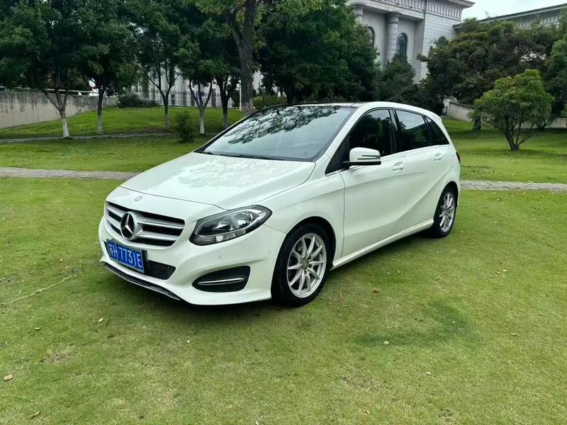 Mercedes-Benz B-Class, 2015