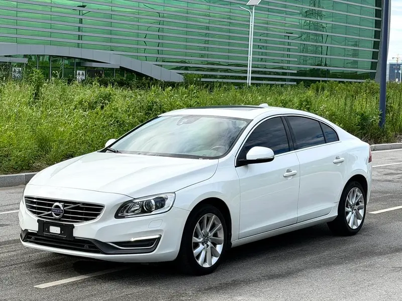 Volvo S60, 2016