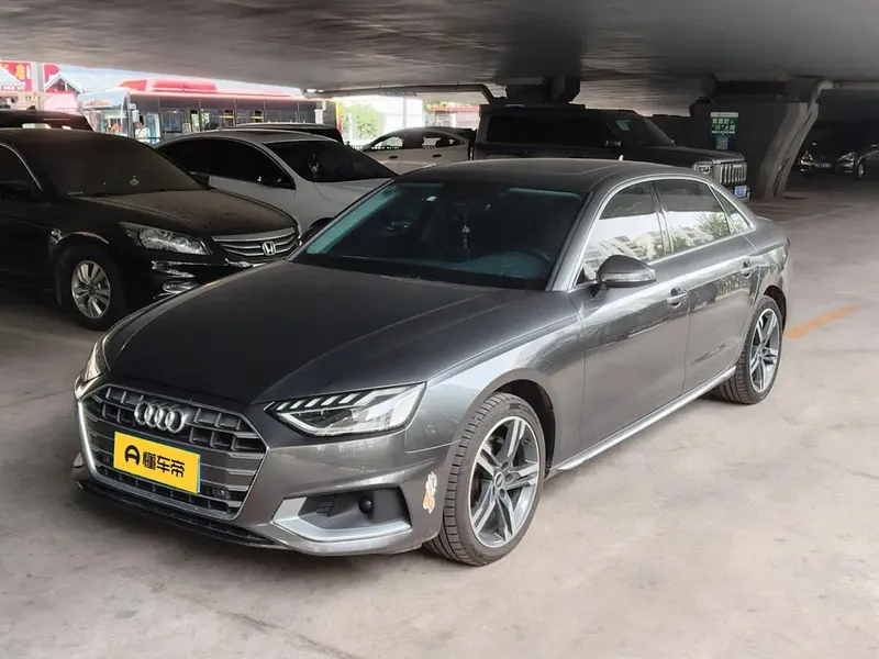 Audi A4L, 2022