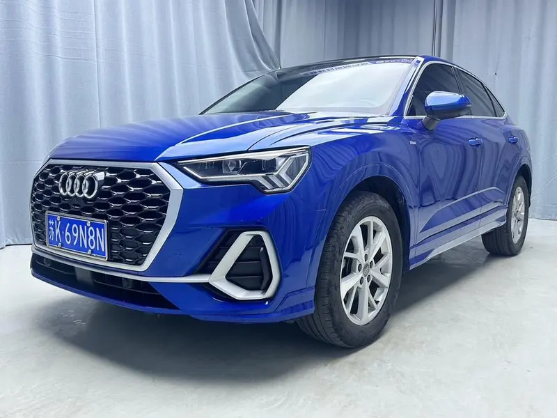 Audi Q3 Sportback, 2020
