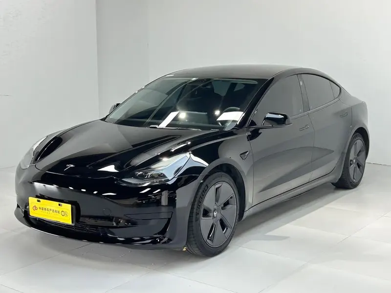 Tesla Model 3, 2021