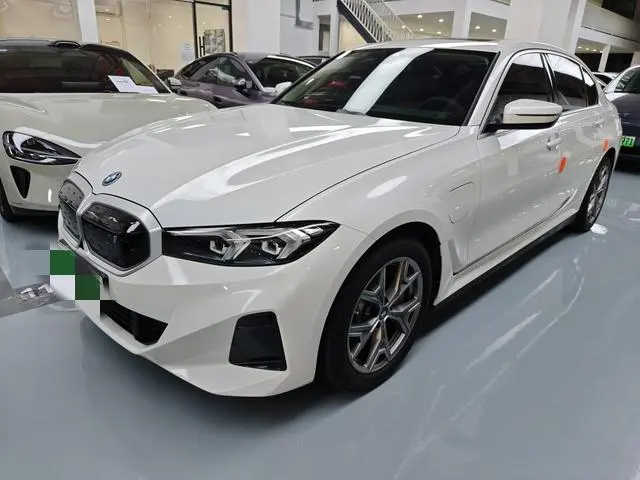BMW i3, 2023