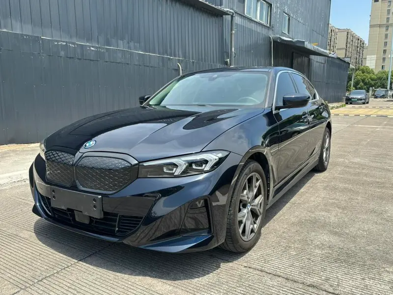 BMW i3, 2025