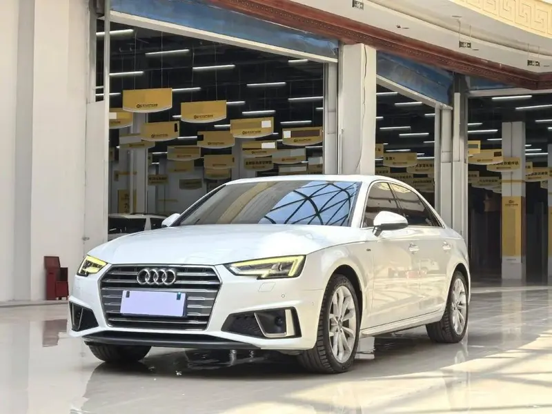 Audi A4L, 2019