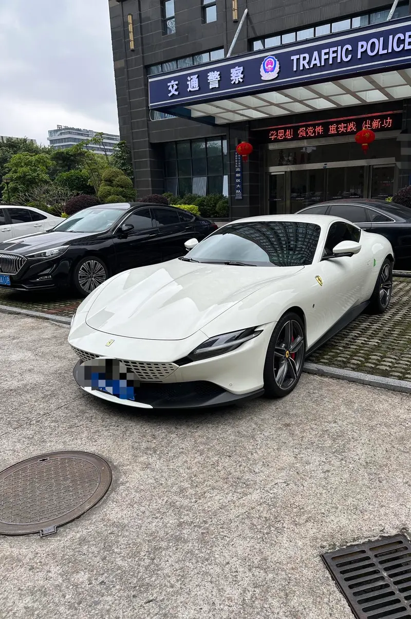 Ferrari Roma, 2020