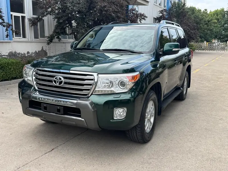 Toyota Land Cruiser, 2012