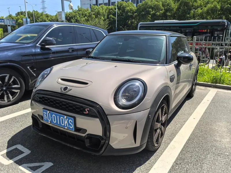 MINI MINI, 2023