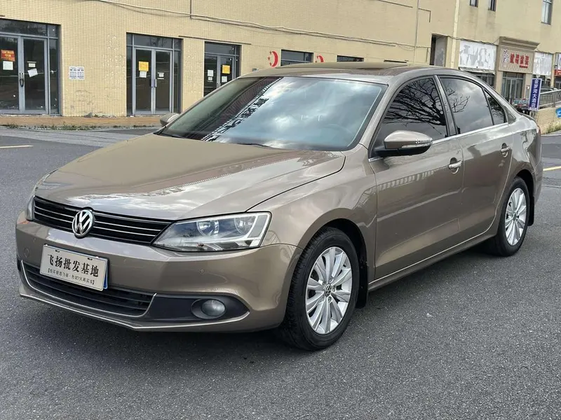 Volkswagen Sagitar, 2012