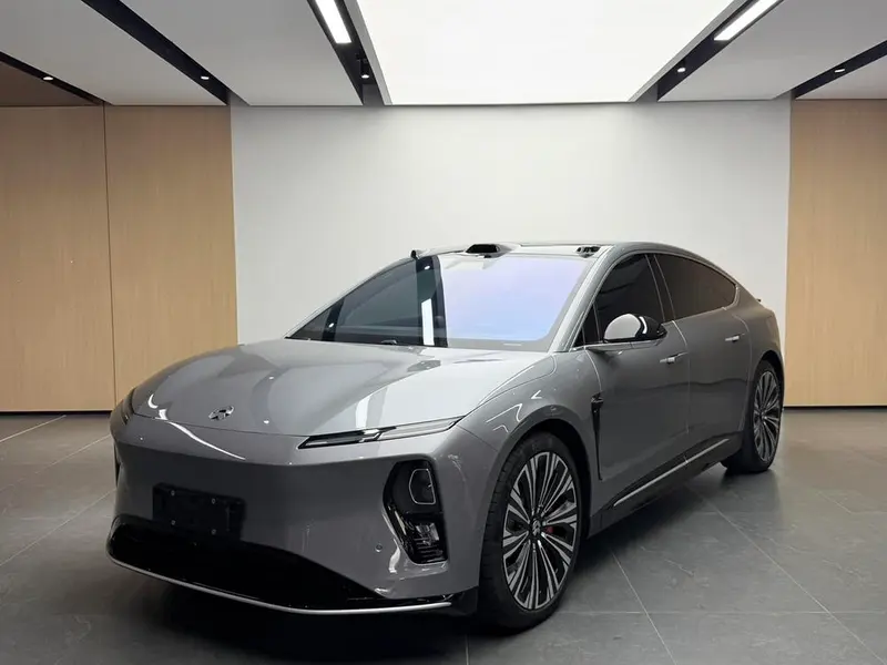 NIO ET9, 2025