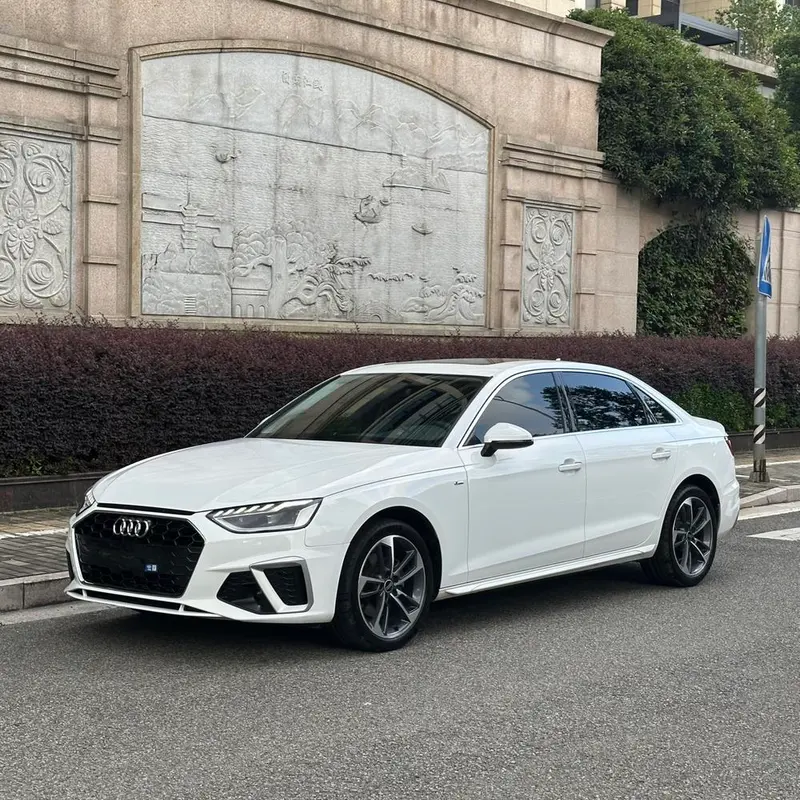 Audi A4L, 2023