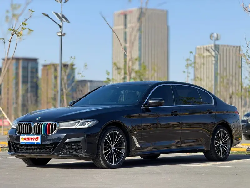 BMW 5-Series, 2021