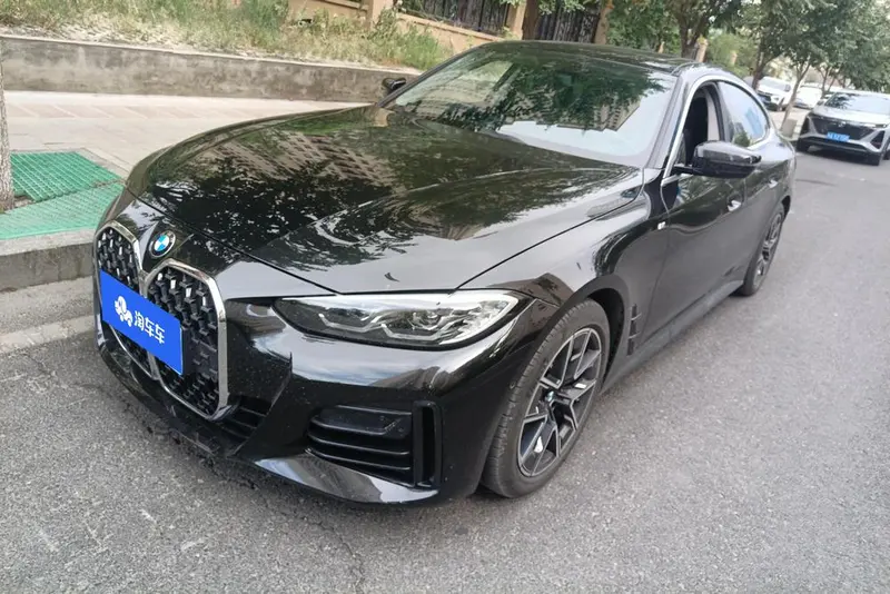 BMW 4-Series, 2022