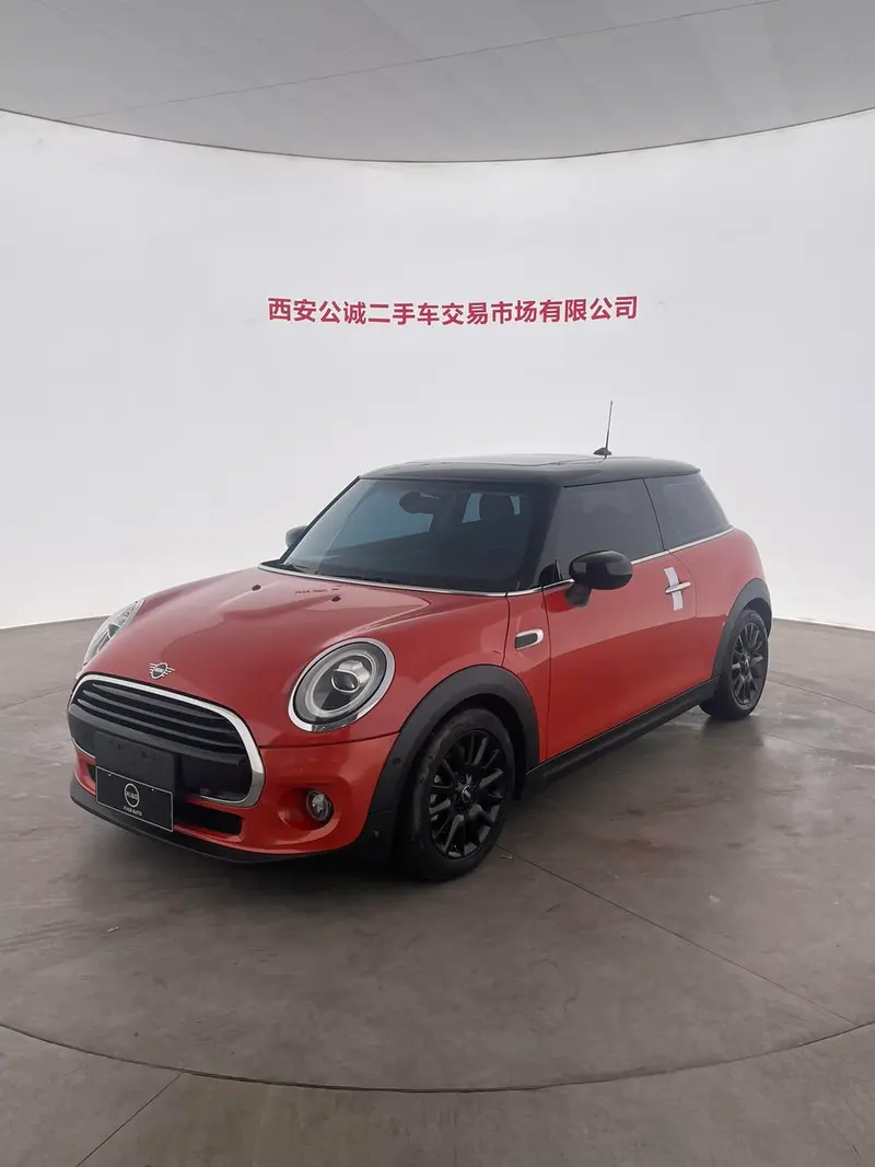 MINI MINI, 2019
