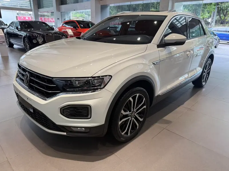 Volkswagen T-Roc, 2021