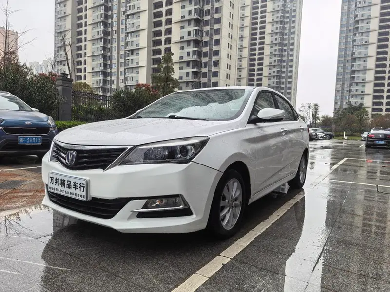 Changan Yuexiang V7, 2015