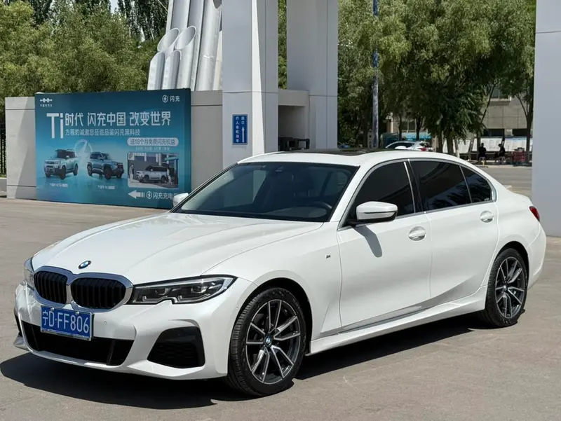 BMW 3-Series, 2021