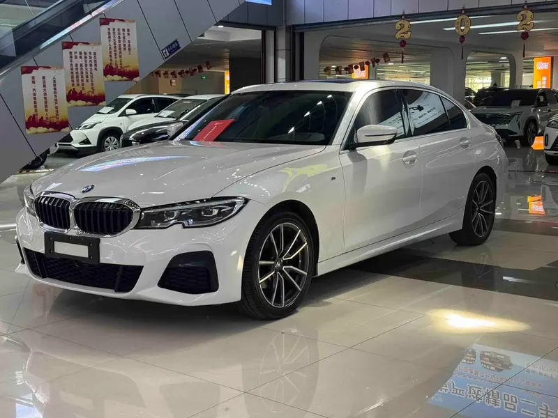 BMW 3-Series, 2021