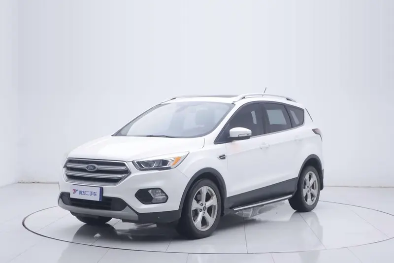 Ford Kuga, 2017