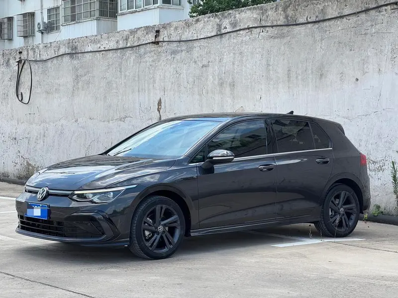 Volkswagen Golf, 2021