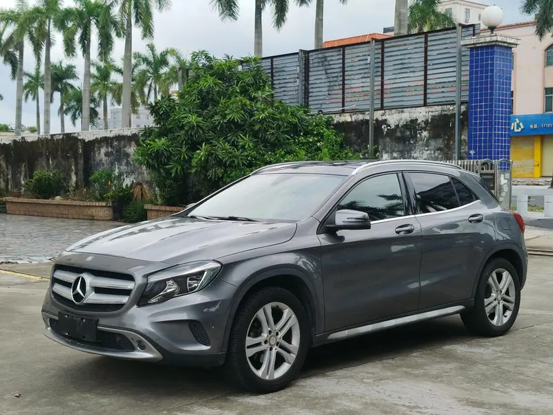 Mercedes-Benz GLA, 2015