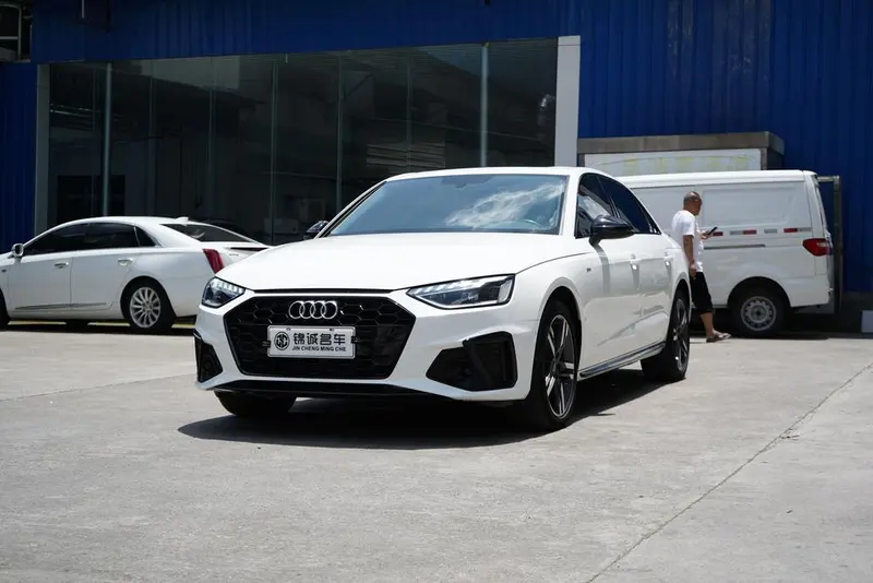 Audi A4L, 2022