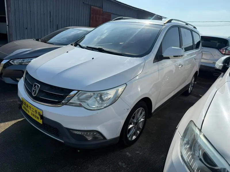 Baojun 730, 2014