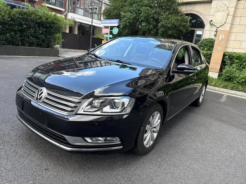 Volkswagen Magotan, 2012