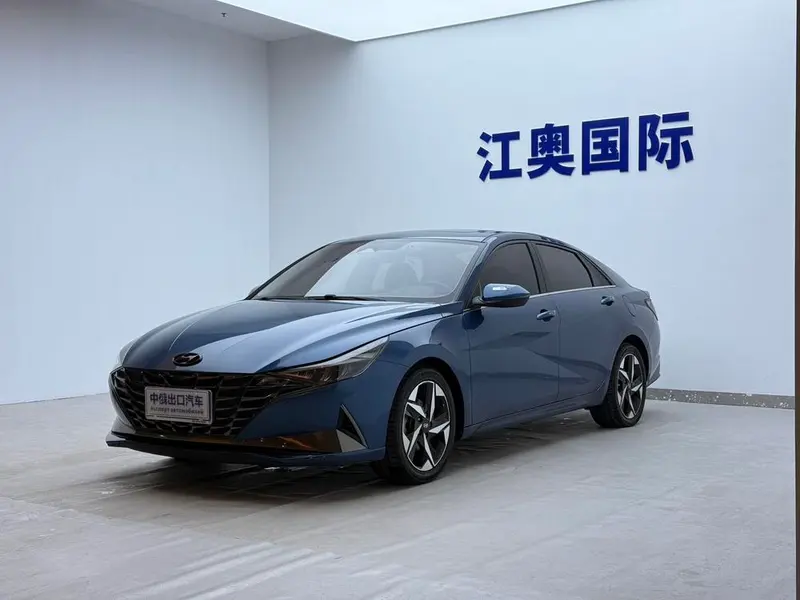 Hyundai Elantra, 2021
