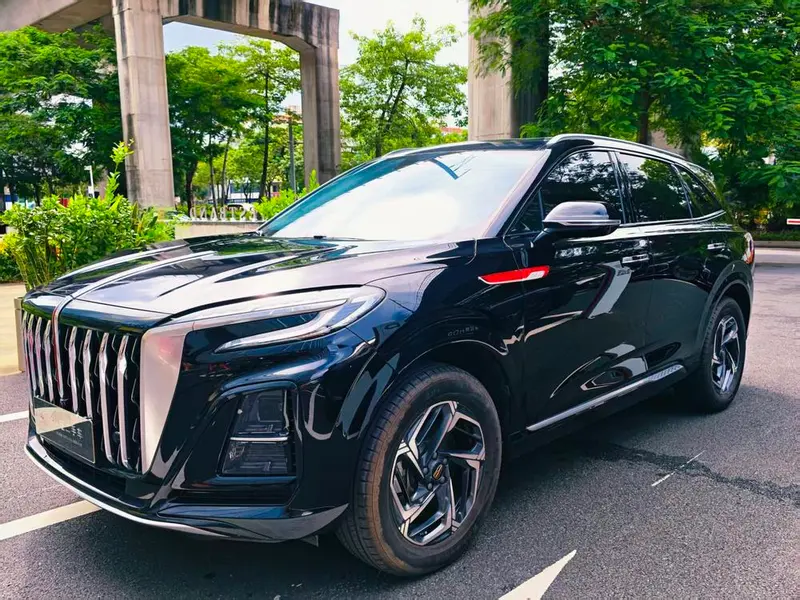 Hongqi HS3, 2023