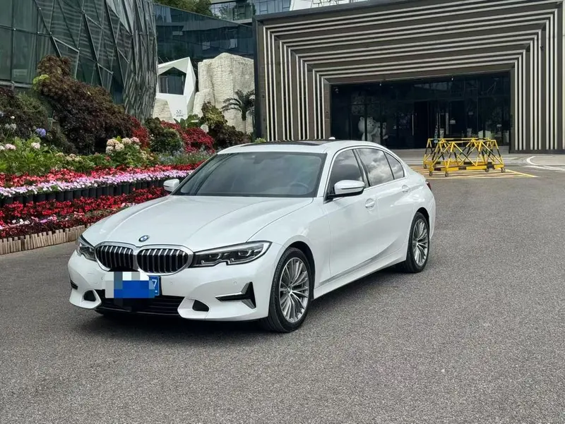 BMW 3-Series, 2020