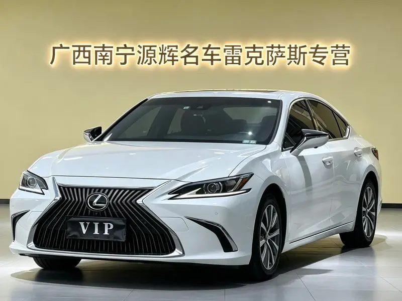 Lexus ES, 2018