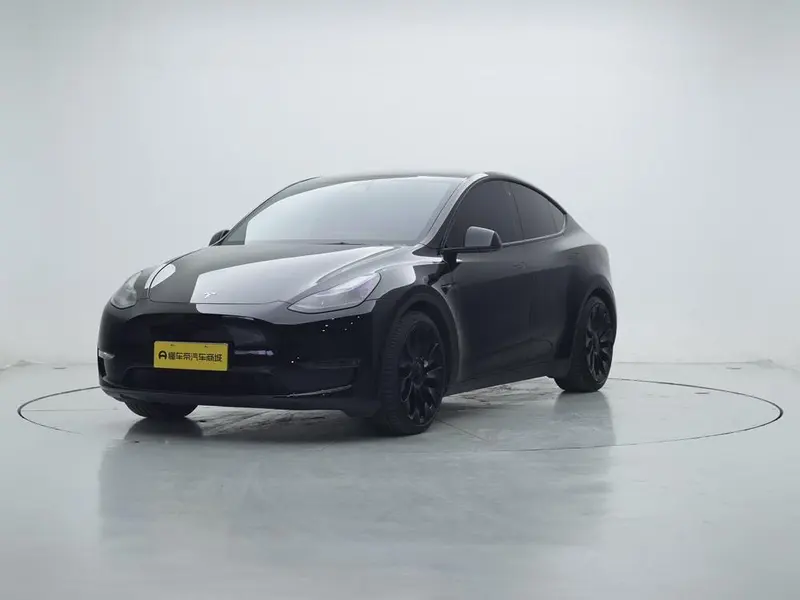 Tesla Model Y, 2022