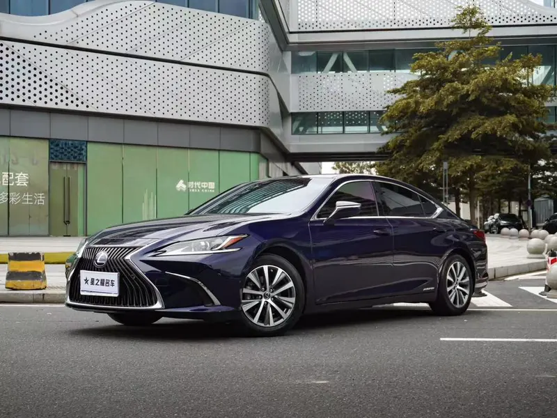 Lexus ES, 2020