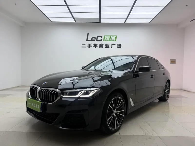 BMW 5-Series, 2023