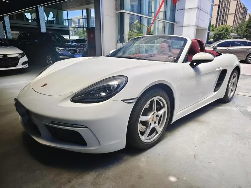 Porsche 718, 2022