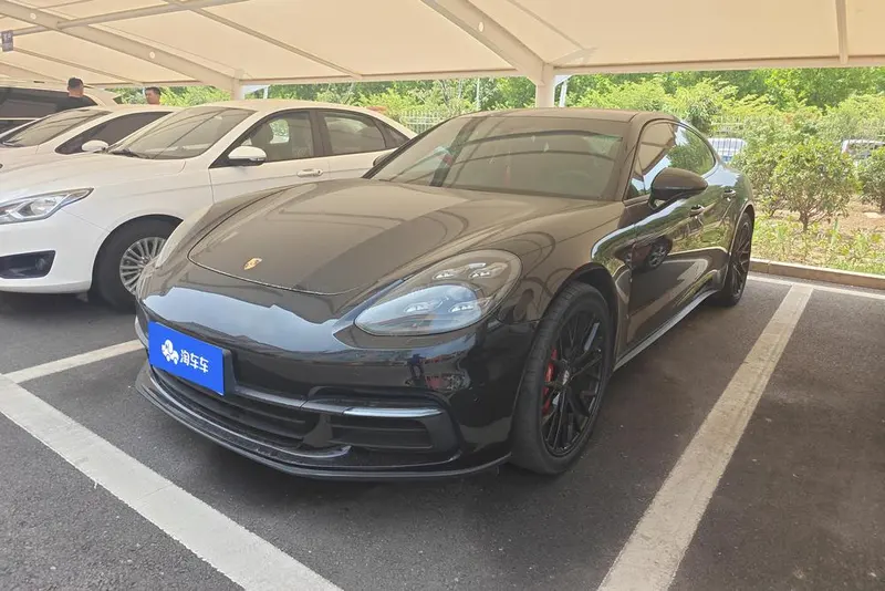 Porsche Panamera, 2017