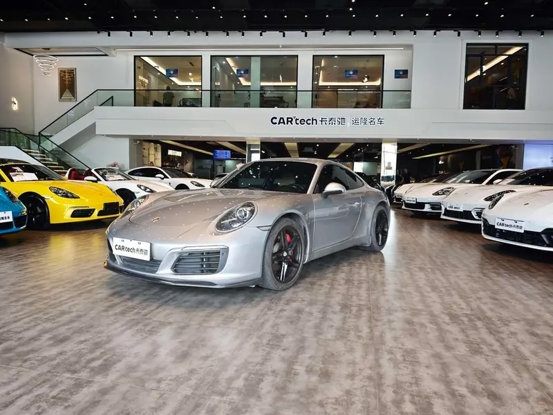 Porsche 911, 2016
