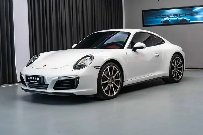 Porsche 911, 2016