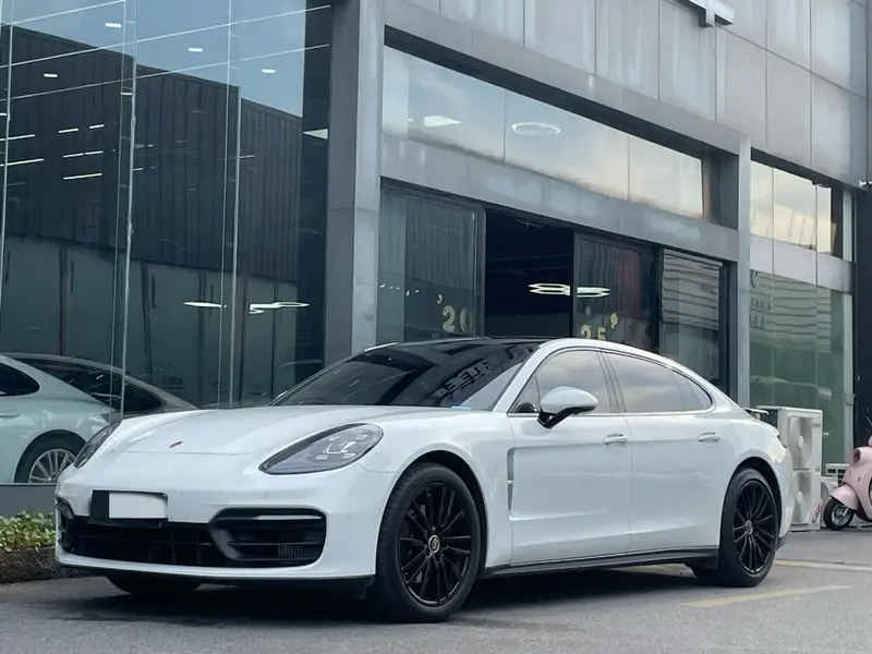 Porsche Panamera, 2021